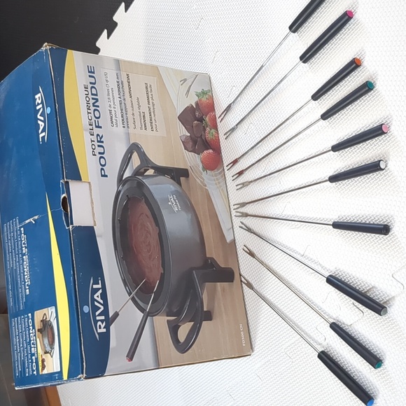 RIVAL Kitchen Electric Fondue Pot Fondue Forks Poshmark